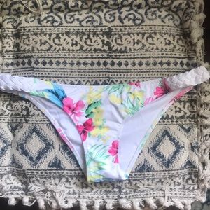 EUC cupshe floral cheeky bikini bottoms
